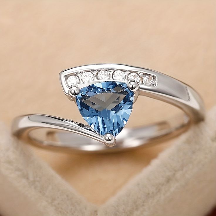 Vintage Elegant Blue Crystal Silver Ring-Mialla Jewelry