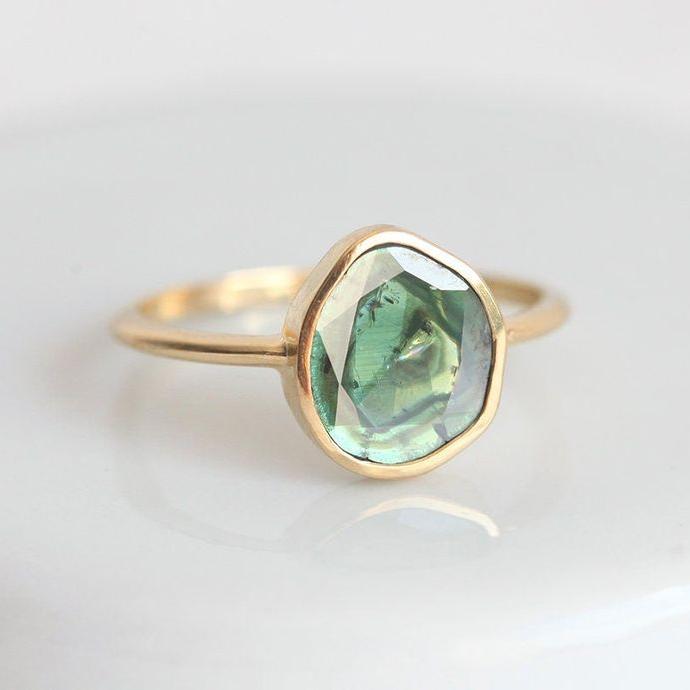 Vintage Green Bright Stone Ring-Mialla Jewelry