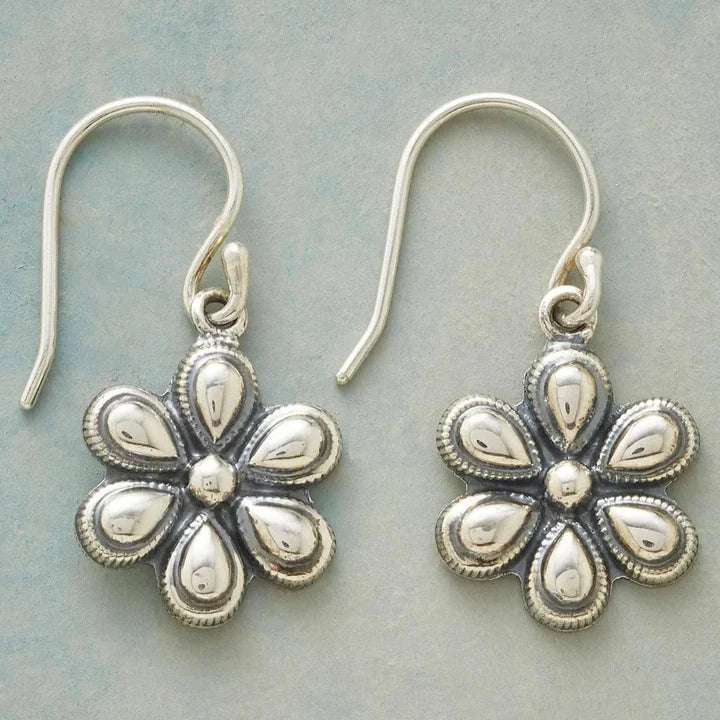 Vintage Silver Daisy Earrings-Mialla Jewelry