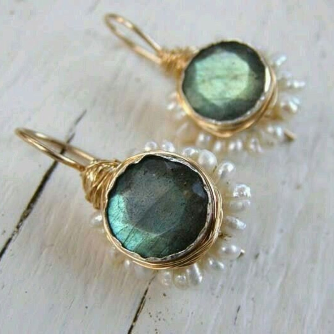 Vintage Green Stone Golden Earrings-Mialla Jewelry