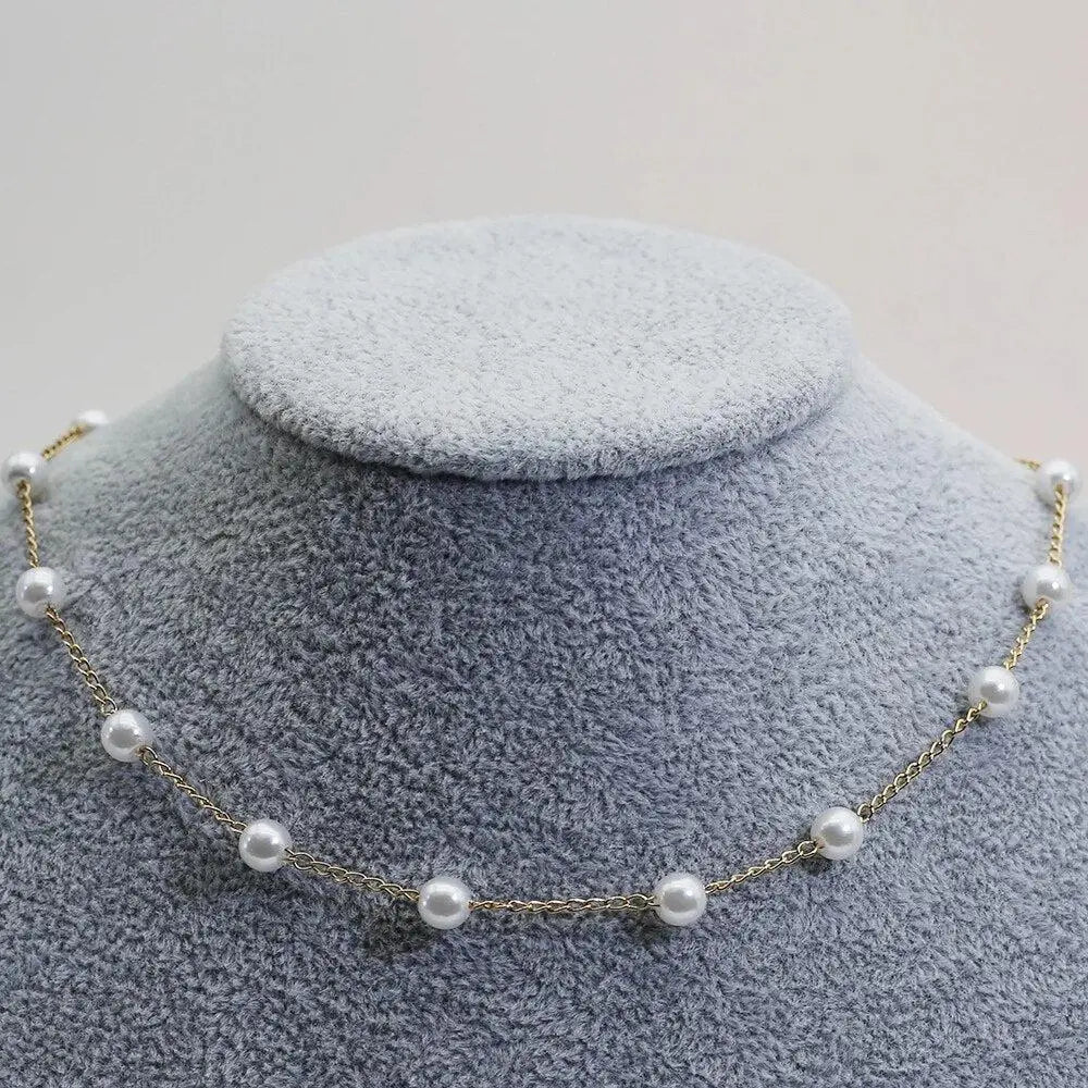 Pearl necklace in gold-Mialla Jewelry