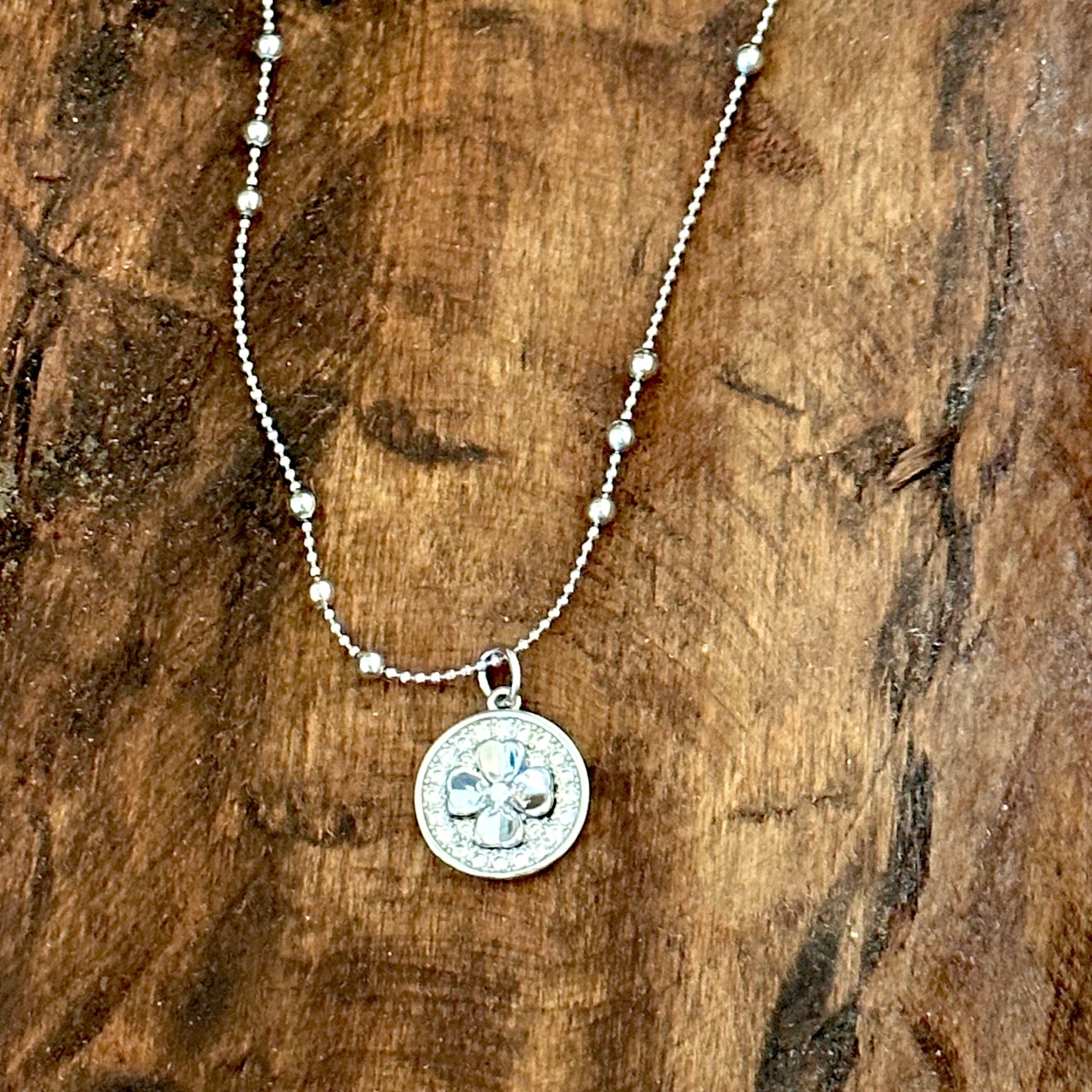 Felice Clover Pendant Necklace-Mialla Jewelry