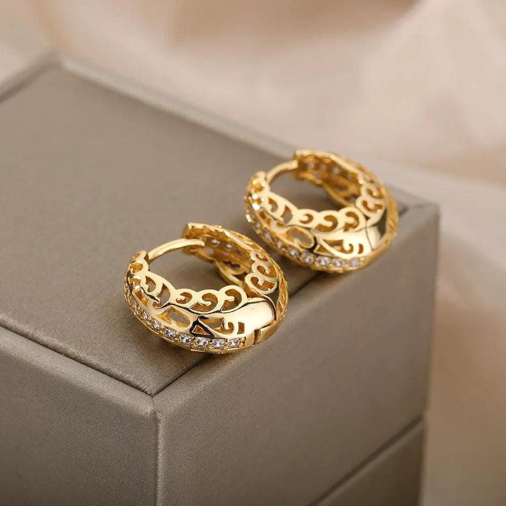 Minimalist Mandala Earrings in Gold-Mialla Jewelry