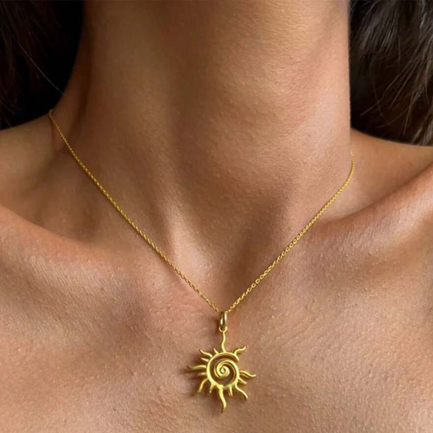 Vintage Golden Sun Necklace-Mialla Jewelry