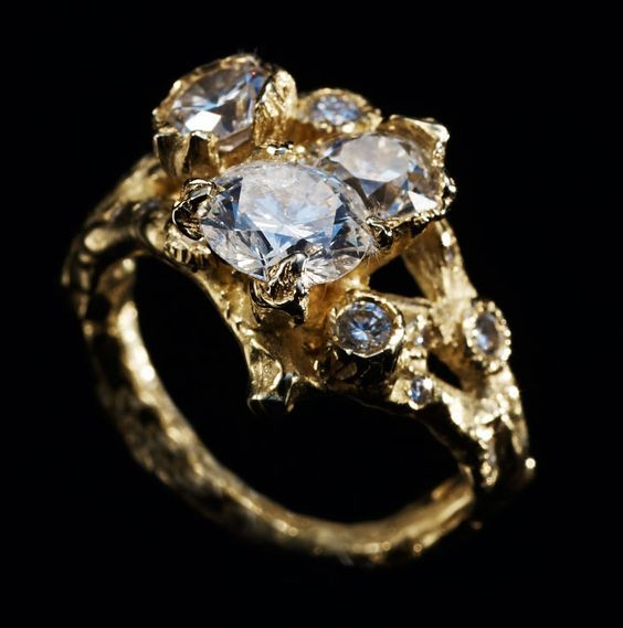 Vintage Ring Shiny Gold-Mialla Jewelry