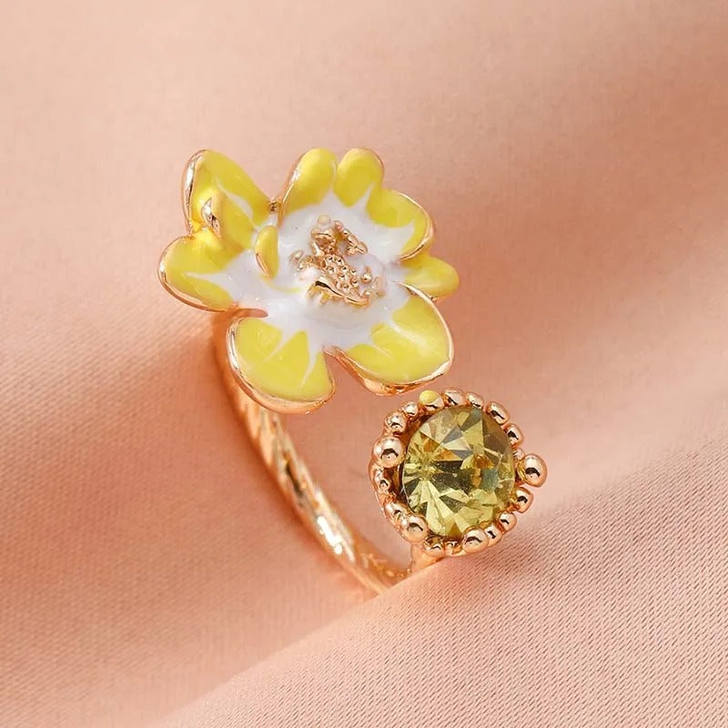 Vintage Yellow Floral Design & Golden Gemstone Open Ring-Mialla Jewelry
