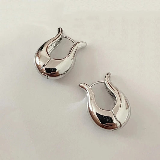 Vintage Sleek Silver Curved Hoop Earrings-Mialla Jewelry