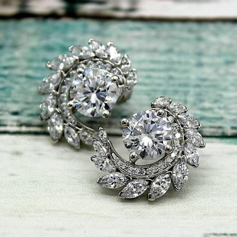 Vintage Silver Wreath Stud Earrings-Mialla Jewelry