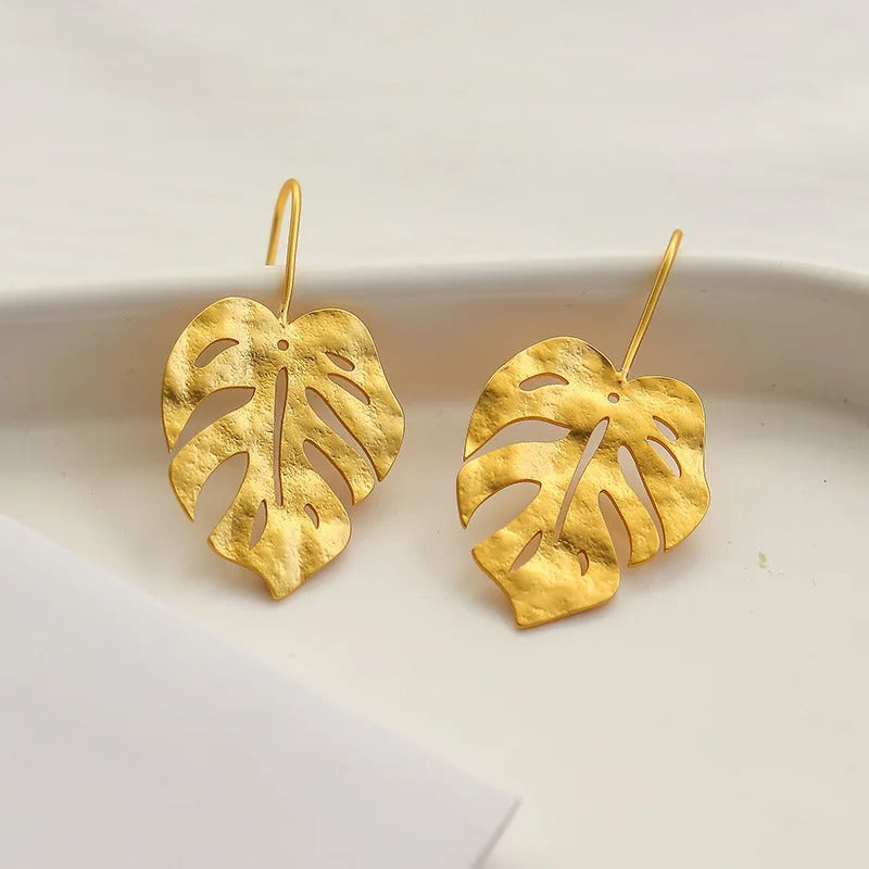 Vintage Gold Monstera Leaf Earrings-Mialla Jewelry