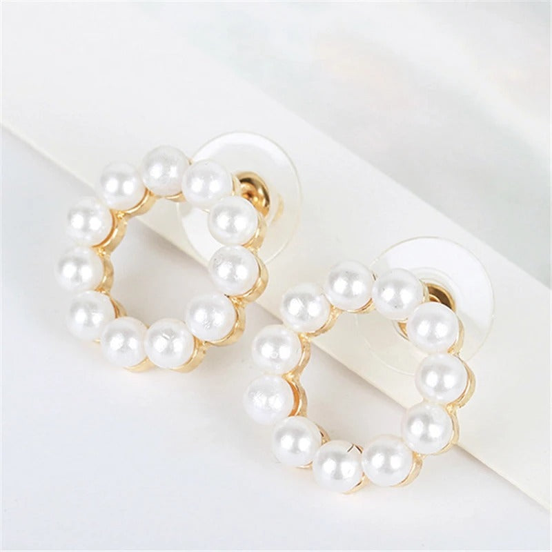Vintage Gold Circle Pearl Hoop Earrings-Mialla Jewelry