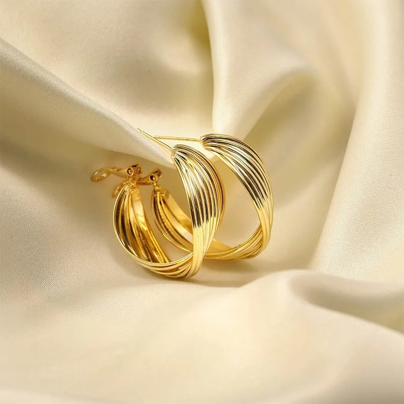 Vintage Geometric Gold Round Earrings-Mialla Jewelry