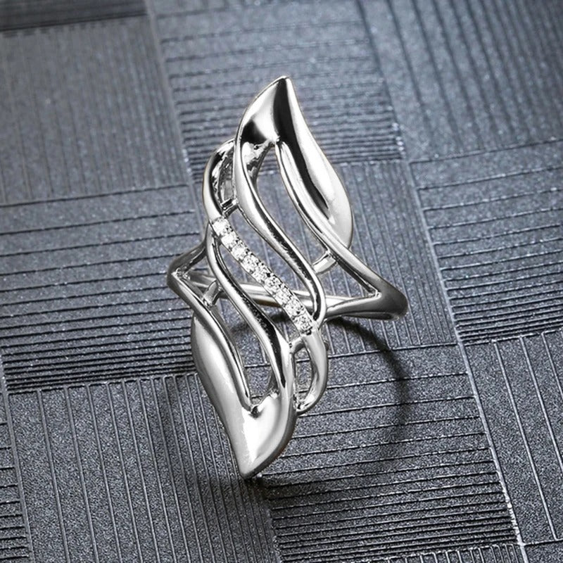 Vintage Silver Flowing Design Ring-Mialla Jewelry