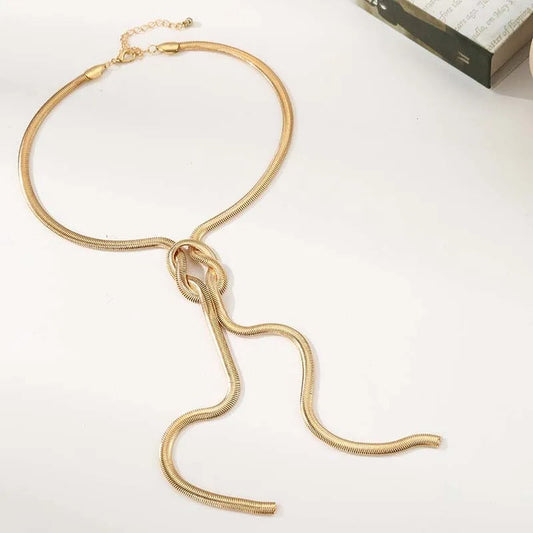 Vintage Gold Chain Twisted Knot Pendant Necklace-Mialla Jewelry