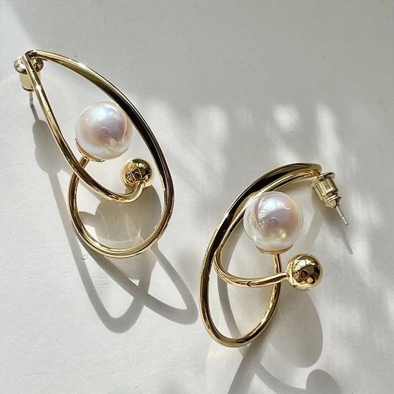 Vintage Gold Pearl Teardrop Earrings-Mialla Jewelry