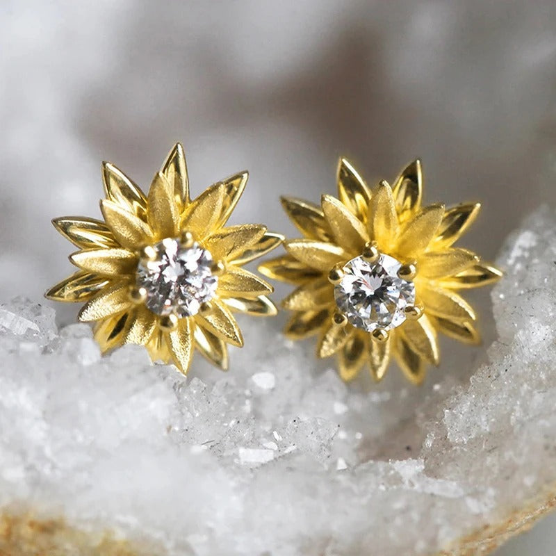 Vintage Gold Radiant Flower Earrings-Mialla Jewelry
