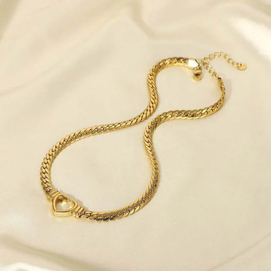 Vintage Gold Heart-Shaped Clasp Necklace-Mialla Jewelry