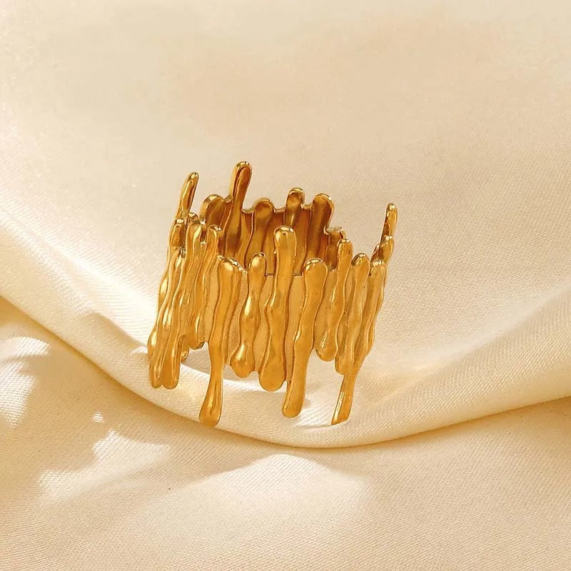 Vintage Gold Drip Flowing Sculpted Open Ring-Mialla Jewelry