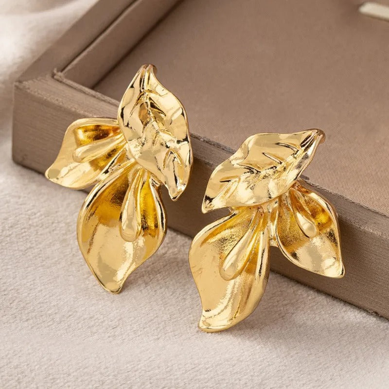 Vintage Gold Asymmetric Leaf Flower Stud Earrings-Mialla Jewelry