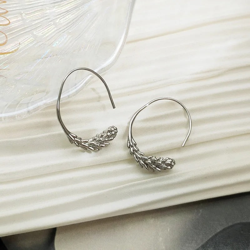 Vintage Silver Leaf Round Hoop Earrings-Mialla Jewelry