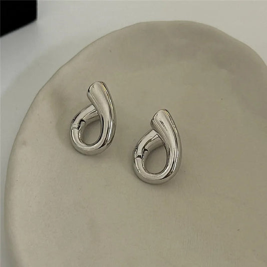Vintage Silver Twisted Teardrop Shape Stud Earrings-Mialla Jewelry