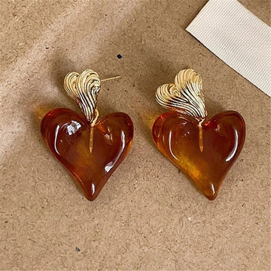 Retro Gold Heart-Shaped & Sculpted Gold Top Earrings-Mialla Jewelry