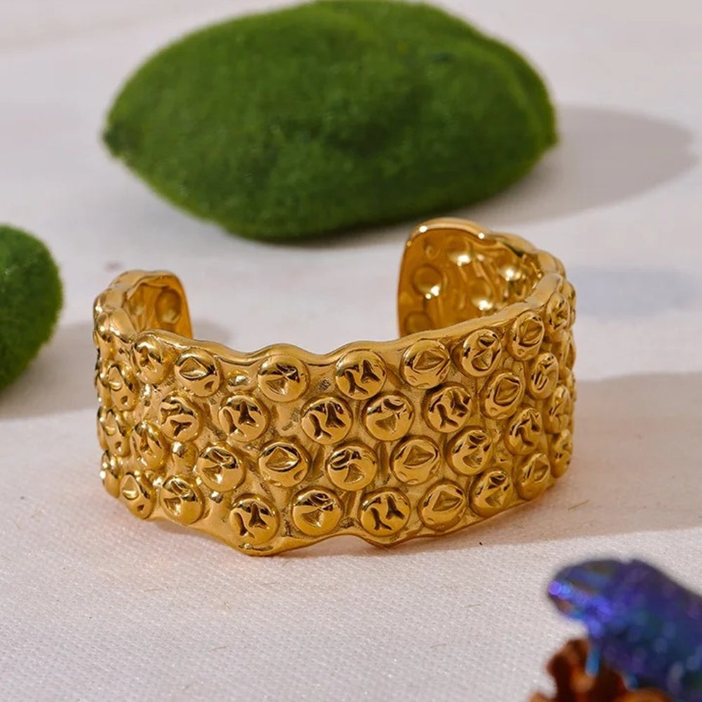 Vintage Abstract Gold Chunky Open Bracelet-Mialla Jewelry