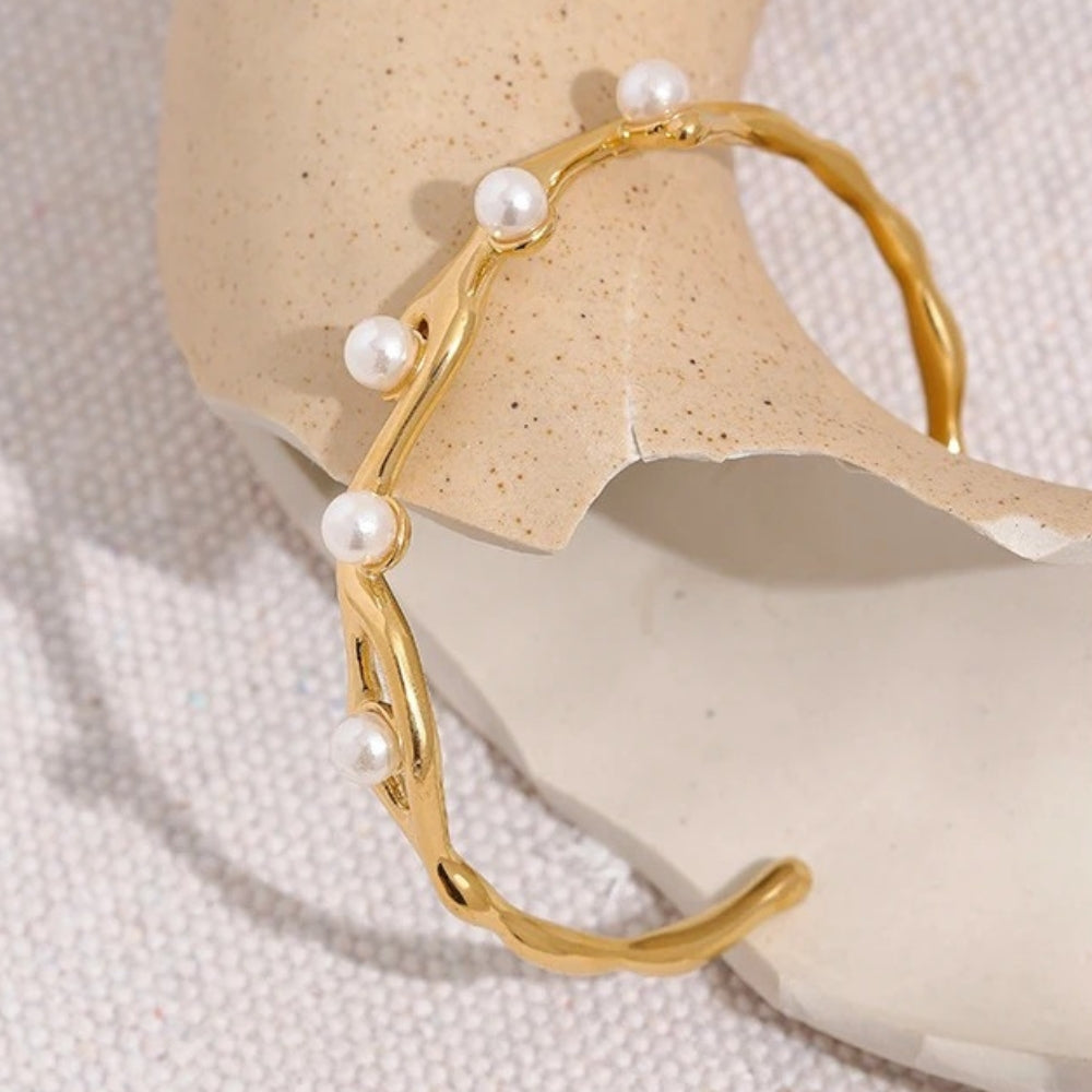 Vintage Gold Twist Pearl Bracelet-Mialla Jewelry