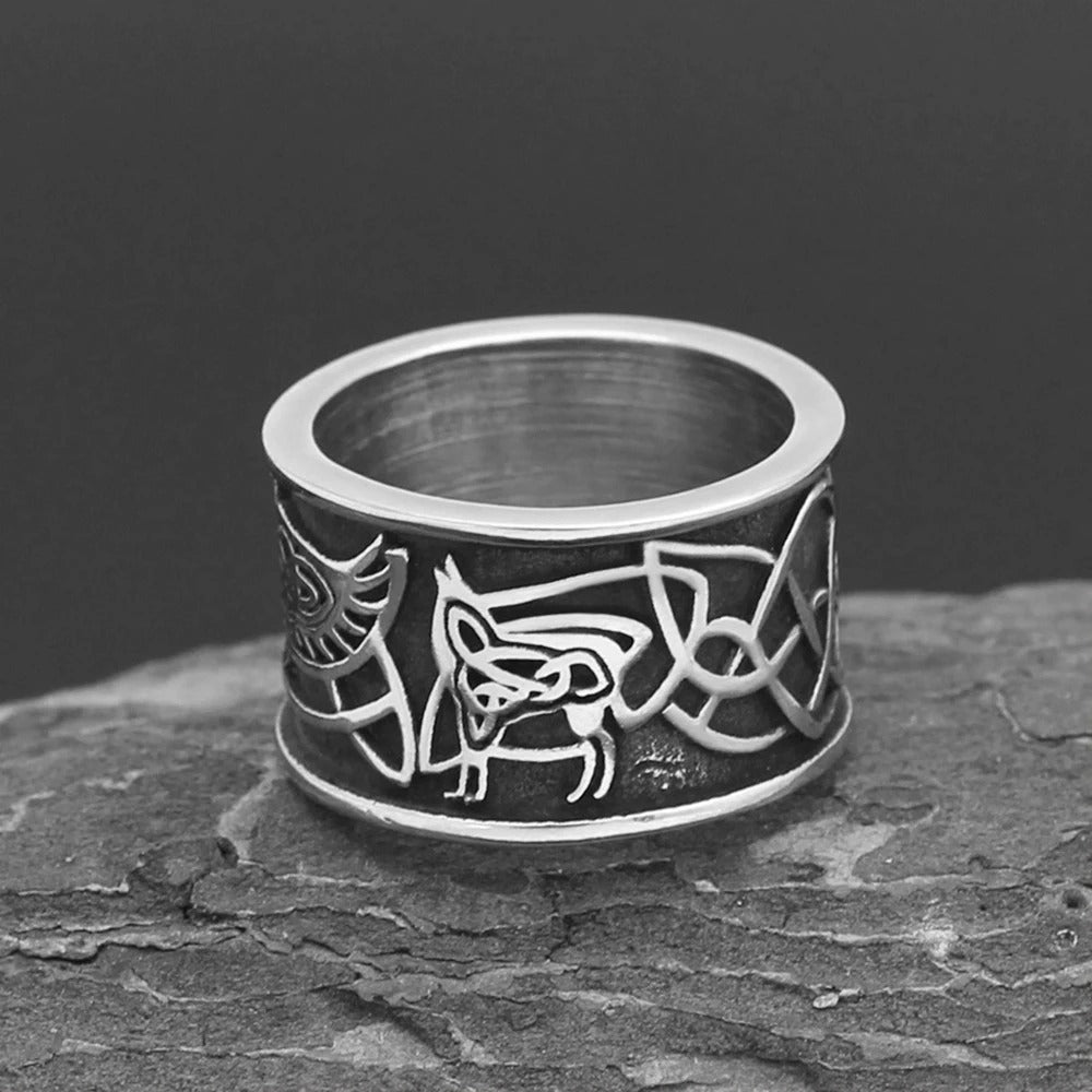 Engraved Viking Beast & Knotwork Ring-Mialla Jewelry